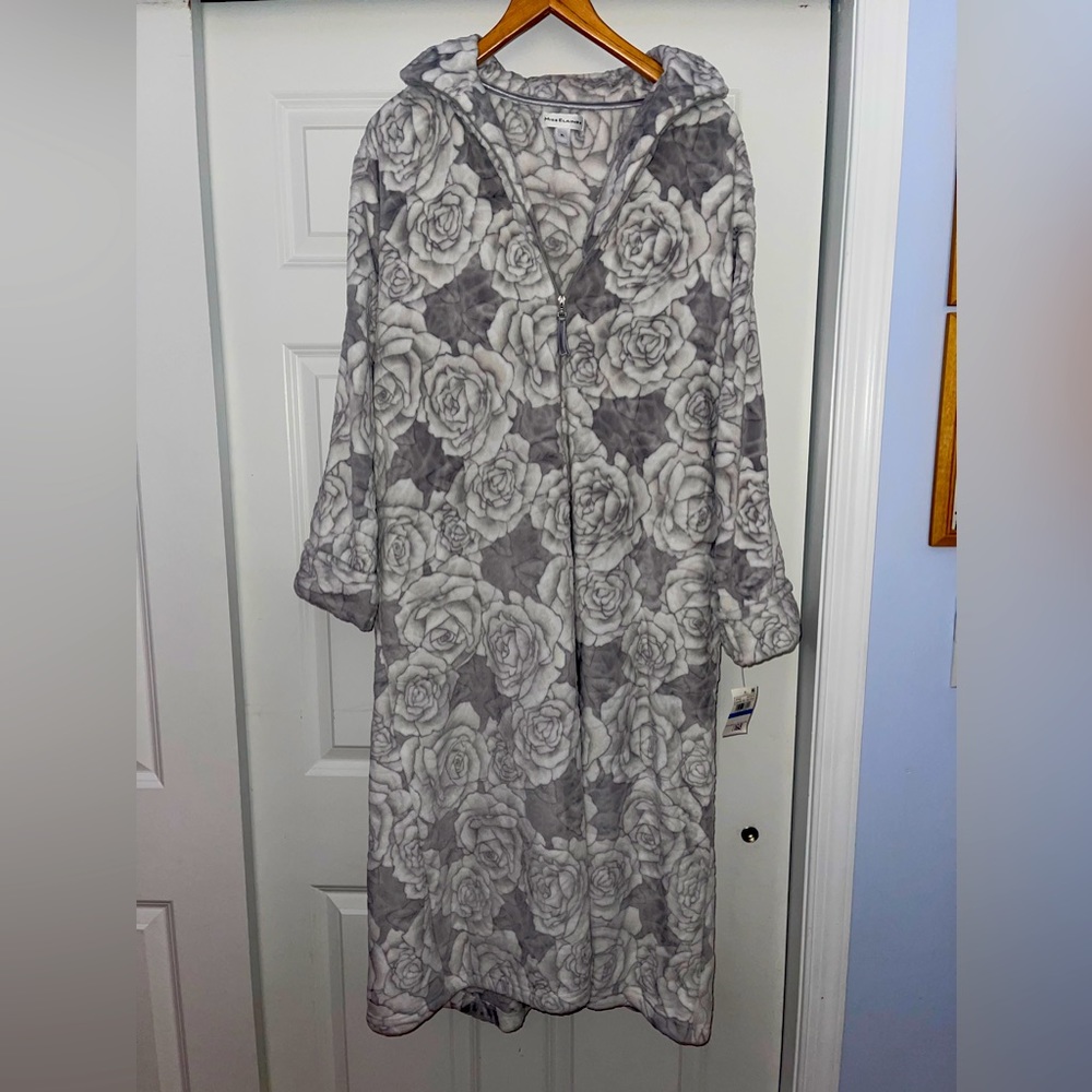 Miss Elaine velour gray & white  lounge zipper housecoat robe w pockets XL NWT